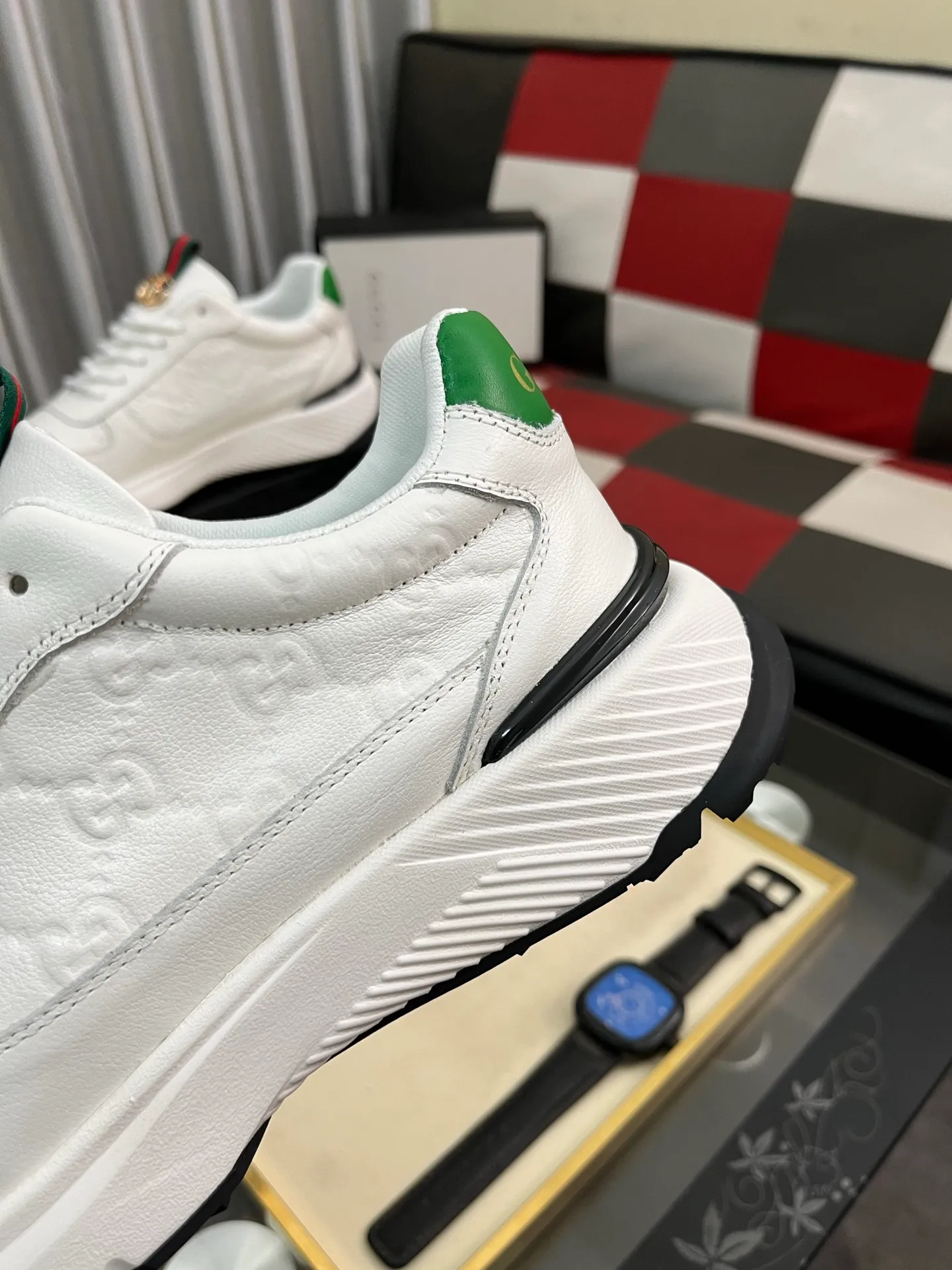 Men's shoes 💰458⌚️⌚️ (GUCCI) Gucci official website men's casual shoes synchronization style, the upper is made of cowhide with imported new brand elements Gucci, showing a good atmosphere, simple design and slip-on style, super versatile, 🐑 leather lining, air-cushion rubber outsole, size 38-442️⃣ colors available